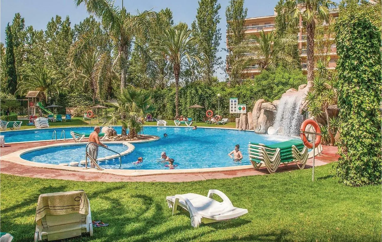 Three-Bedroom Apartment In Salou