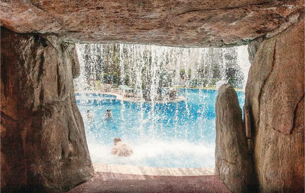 Three-Bedroom Apartment In Salou